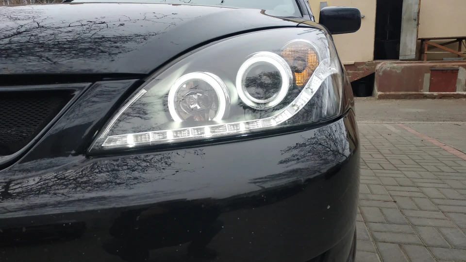 Mitsubishi Lancer Solid Black 4