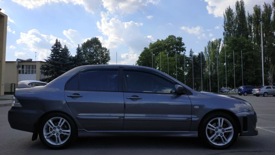 Mitsubishi Lancer sport Raiden 4