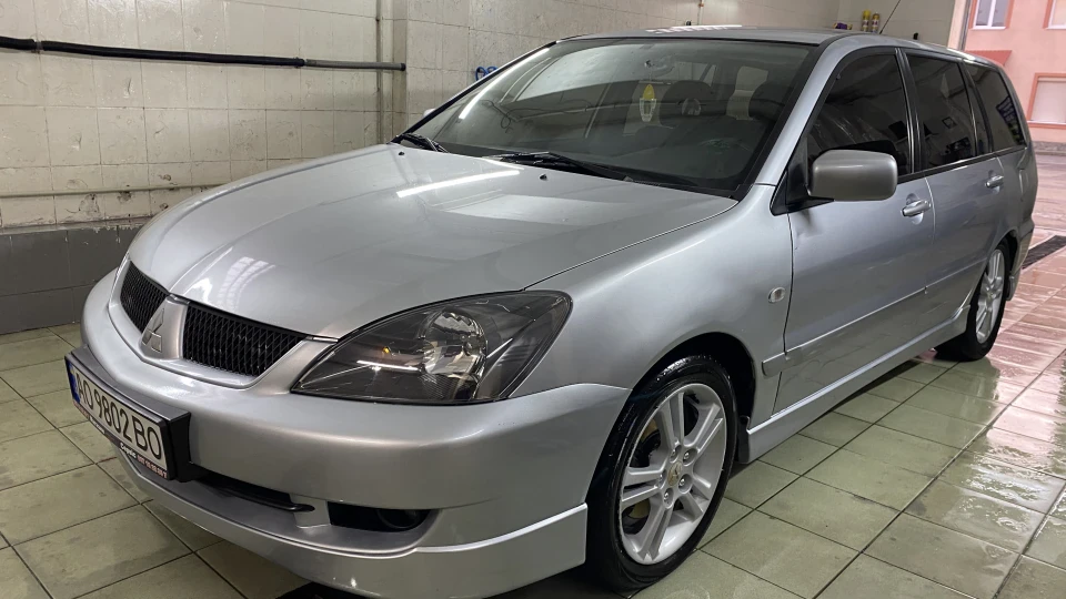 Mitsubishi Lancer Sport Wagon 4