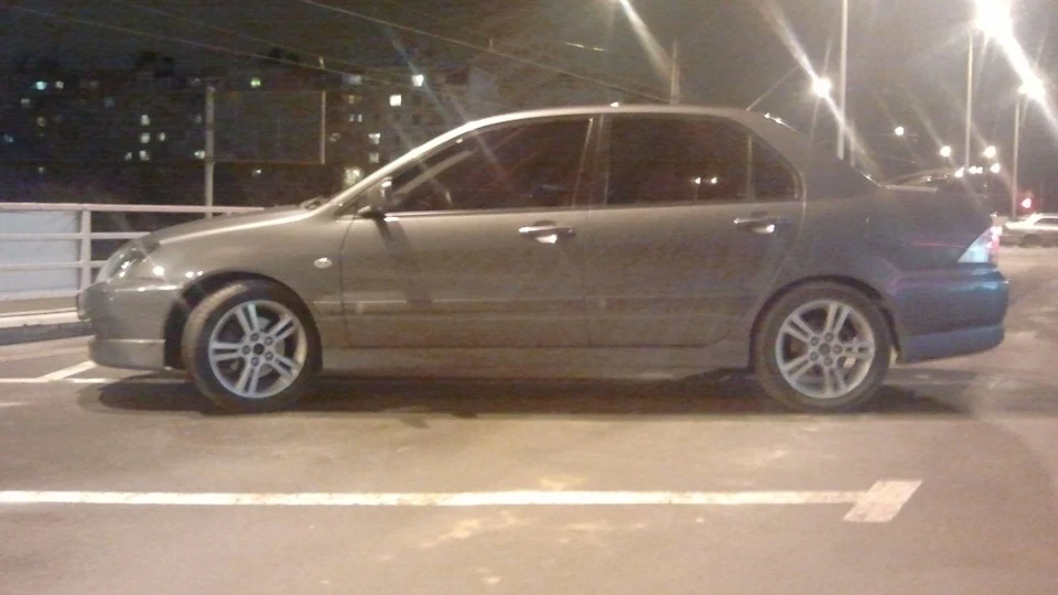 Mitsubishi Lancer SPORTик) 2