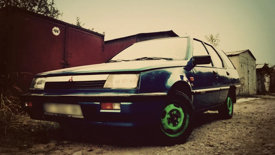 Mitsubishi Lancer Station Wagon 1.5GL 3