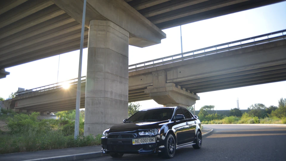 Mitsubishi Lancer строгий X ПРОДАНО 5