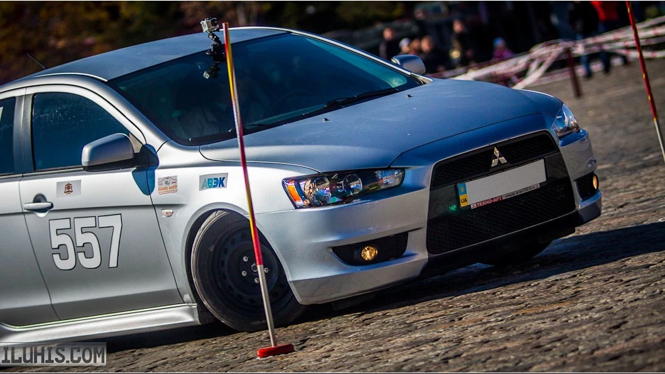 Mitsubishi Lancer SuperX 4