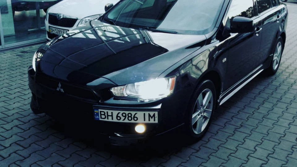 Mitsubishi Lancer X 2.0 МТ INVITE 2