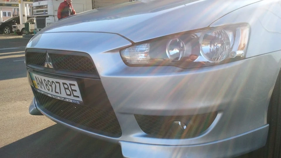 Mitsubishi Lancer x 2.0 sport man INTENSE 2