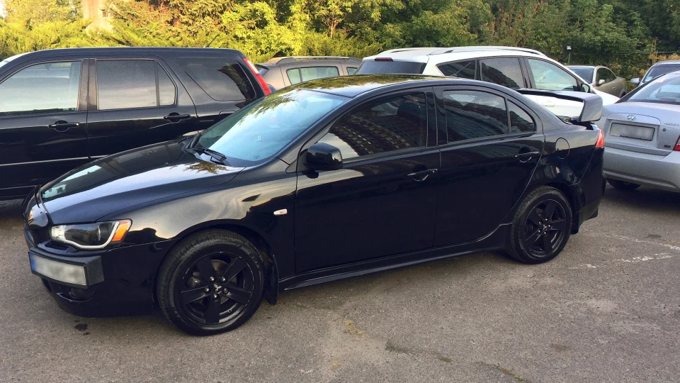 Mitsubishi Lancer X 2.0 3