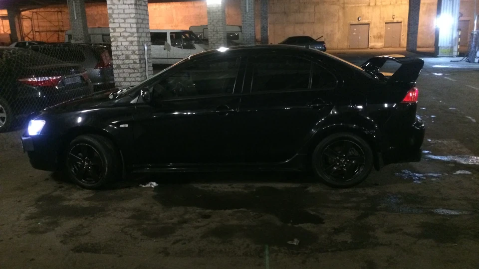 Mitsubishi Lancer X 2.0 5