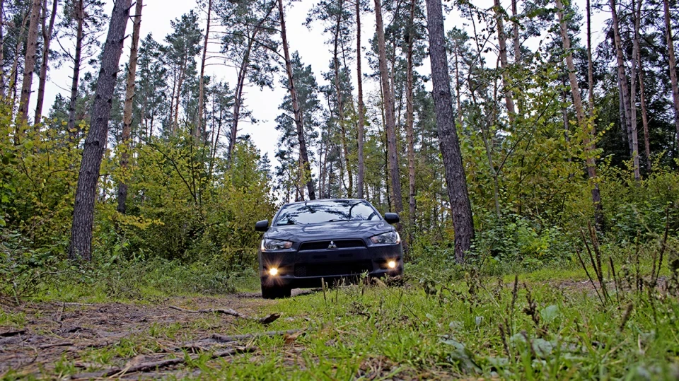 Mitsubishi Lancer X Black Shark 5