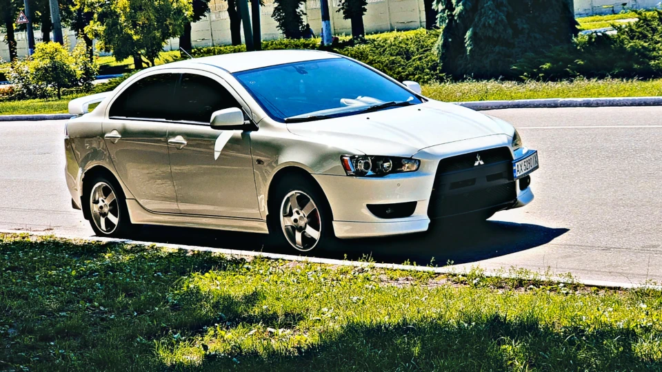 Mitsubishi Lancer Х Борзий