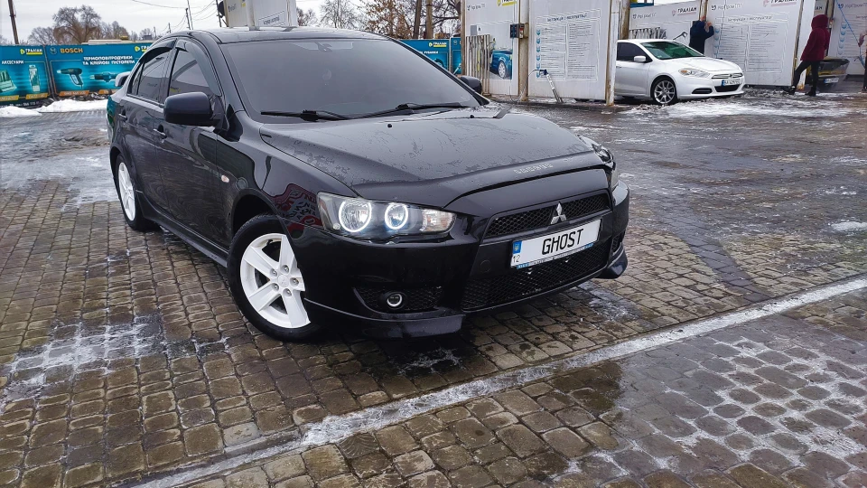 Mitsubishi Lancer X GHOST 4