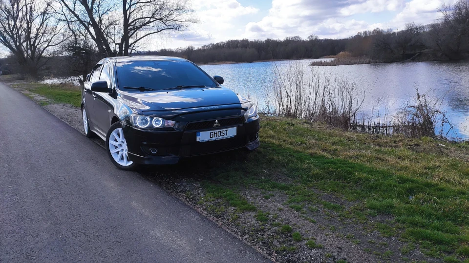 Mitsubishi Lancer X GHOST 5