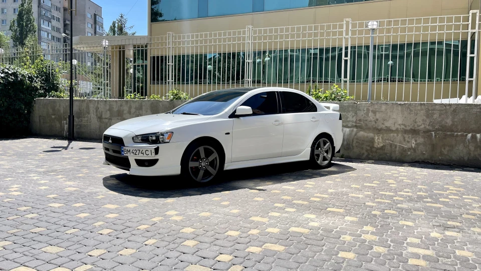 Mitsubishi Lancer X 2