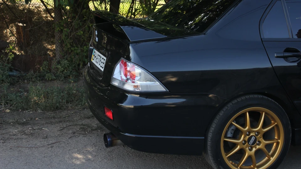 Mitsubishi Lancer ЗОЛОТО 5