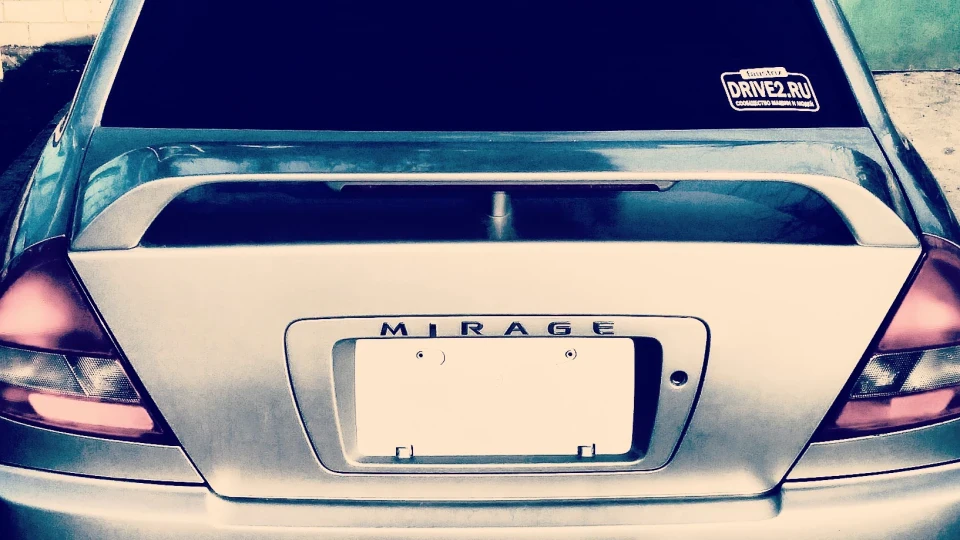 Mitsubishi Mirage V Такі САМУРАЙ ) 4