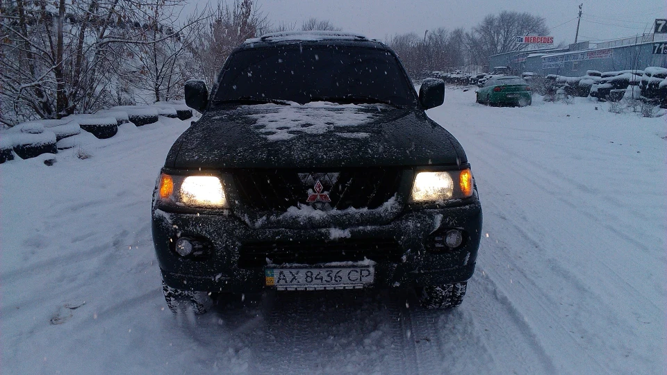 Mitsubishi Montero Sport 3.5 2