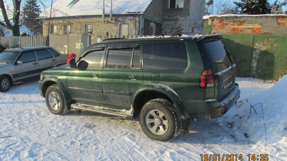 Mitsubishi Montero Sport 3.5 5