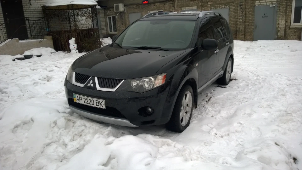 Mitsubishi Outlander XL 2