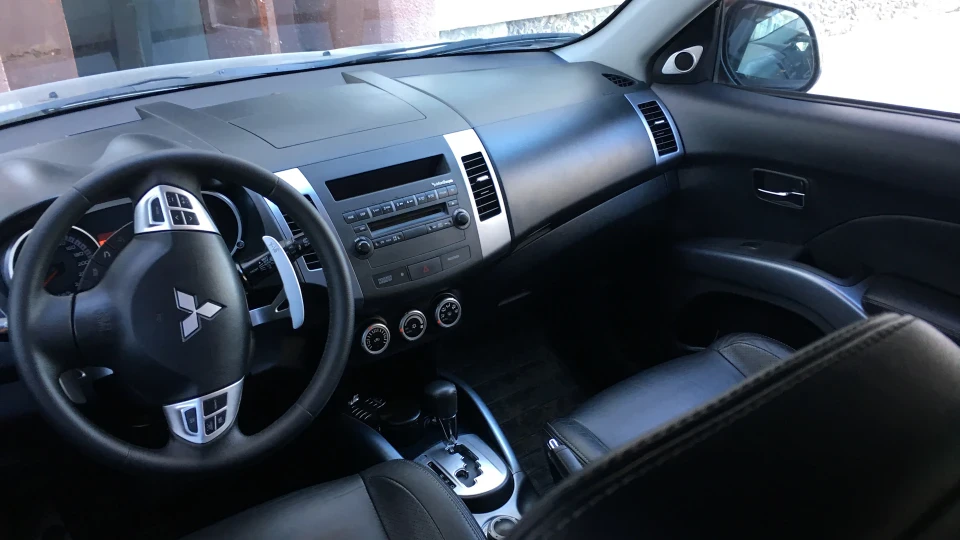 Mitsubishi Outlander XL 5