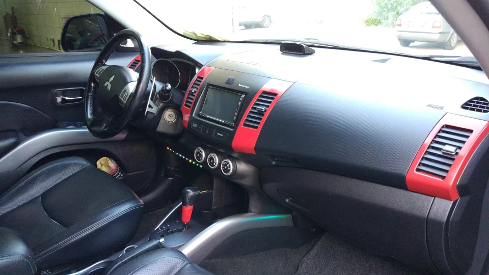 Mitsubishi Outlander XL
