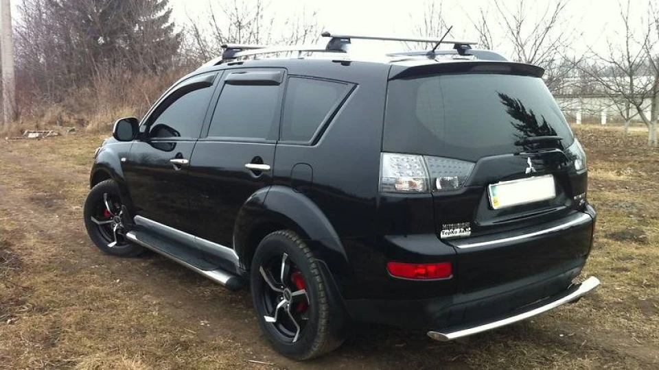 Mitsubishi Outlander XL