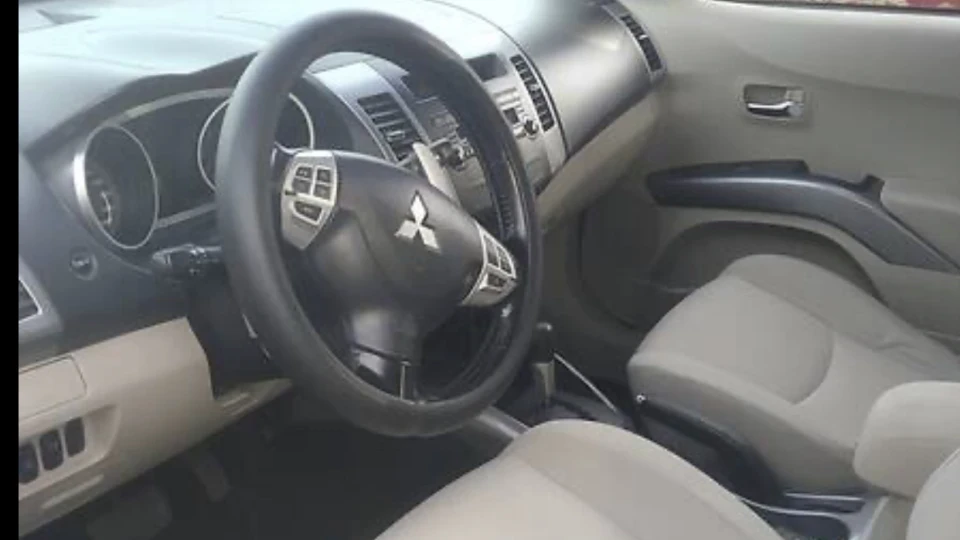 Mitsubishi Outlander XL 5