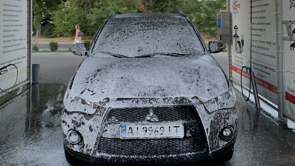 Mitsubishi Outlander XL 2