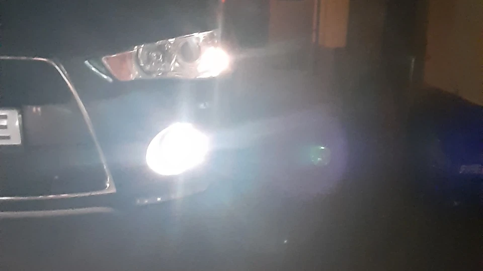 Mitsubishi Outlander XL 2