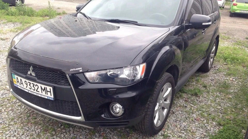 Mitsubishi Outlander XL 2