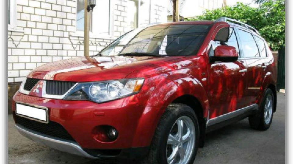 Mitsubishi Outlander XL