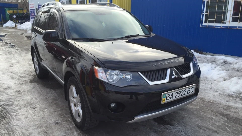 Mitsubishi Outlander XL
