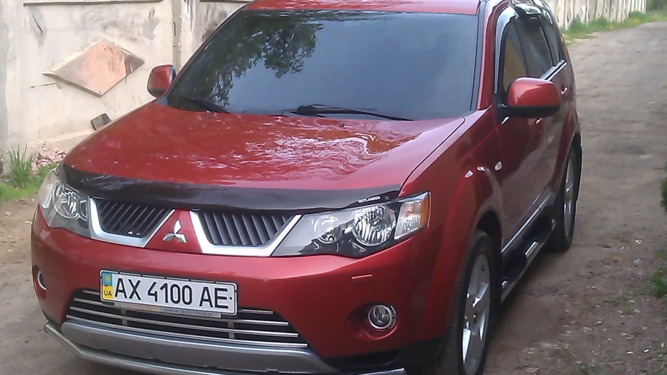 Mitsubishi Outlander XL 2.4 автомат 2