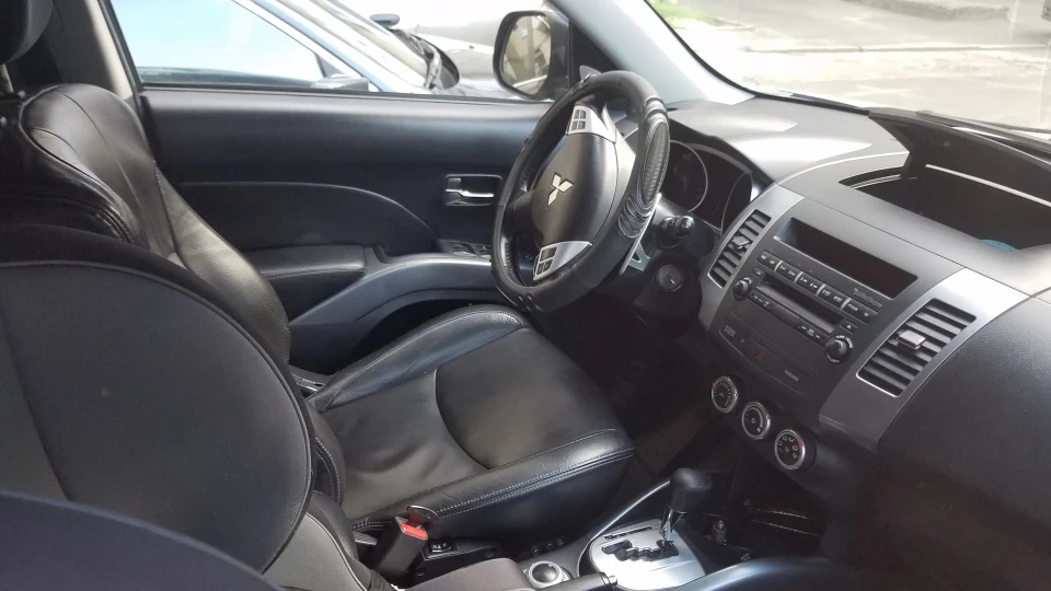 Mitsubishi Outlander XL 2,4 варіатор 4