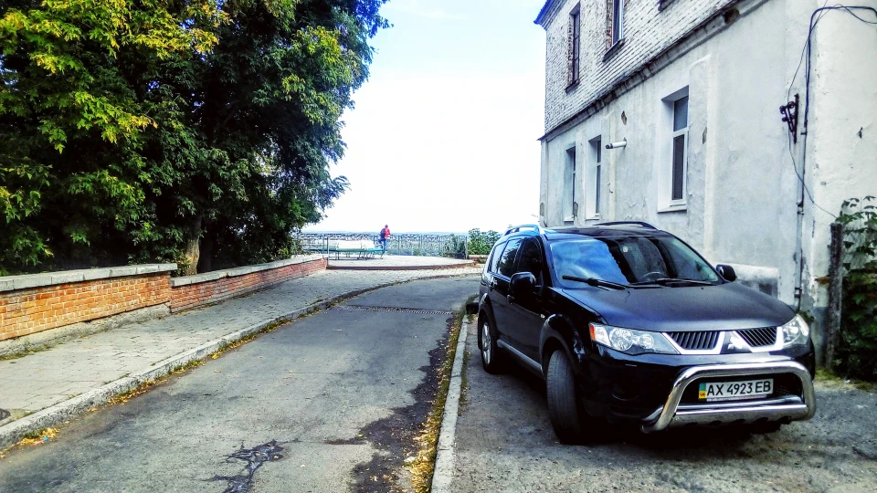 Mitsubishi Outlander XL 3.0 V6 2