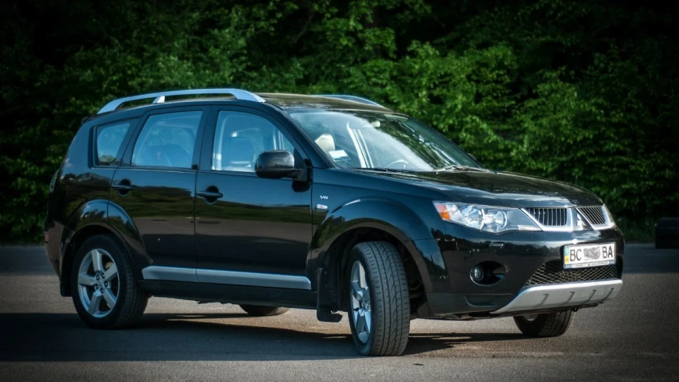 Mitsubishi Outlander XL 3.0 3