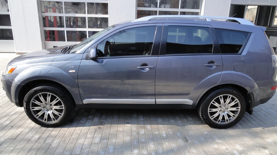 Mitsubishi Outlander XL 3.0 3