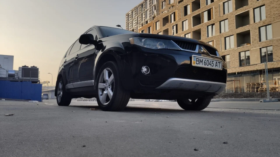 Mitsubishi Outlander XL 3.0GT 3