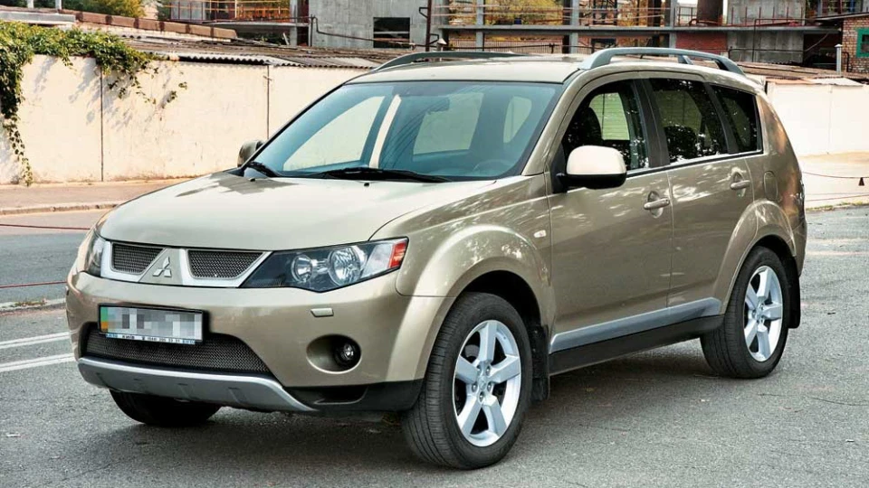 Mitsubishi Outlander XL АУТ 2