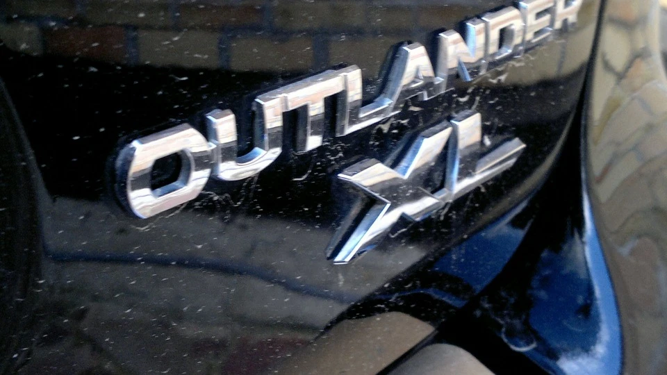 Mitsubishi Outlander XL Колишня 3