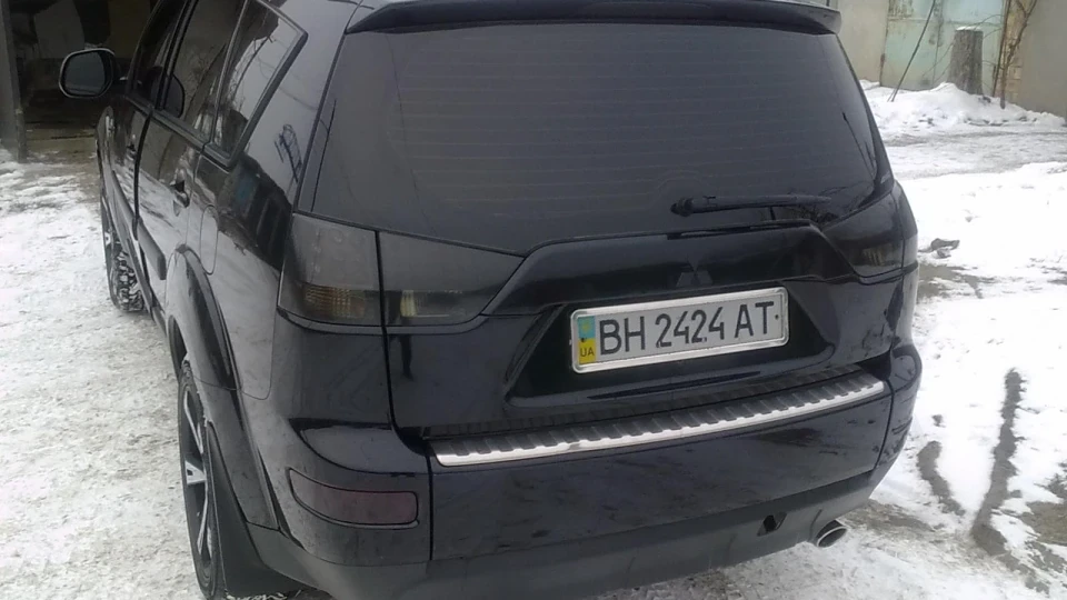 Mitsubishi Outlander XL ЧОРНИЙ ПРИНЦ 3