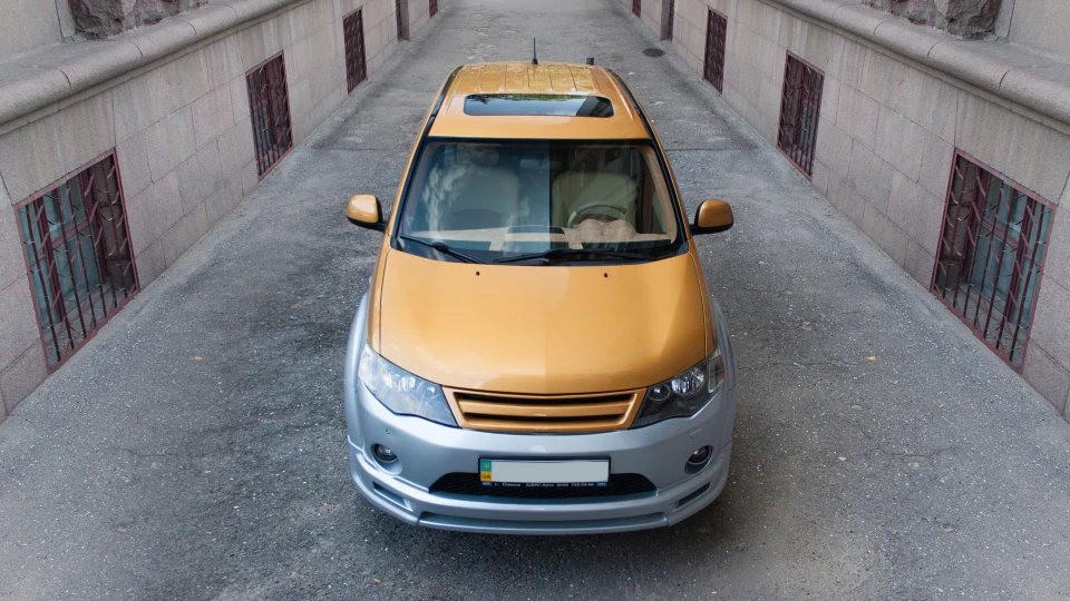 Mitsubishi Outlander XL Gold Edition 3