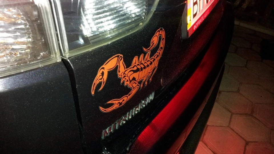 Mitsubishi Outlander XL <ReD Scorpion>