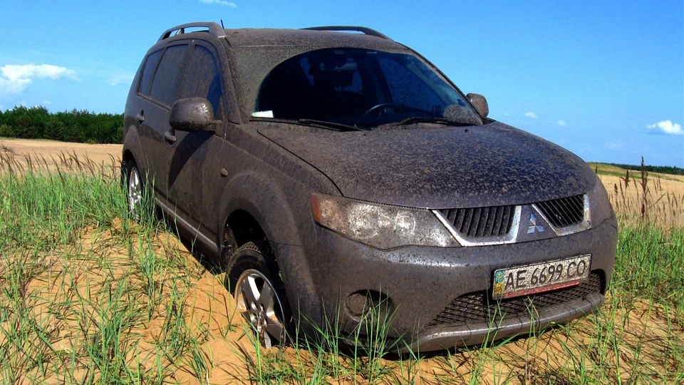 Mitsubishi Outlander XL Сірий Вовк 2