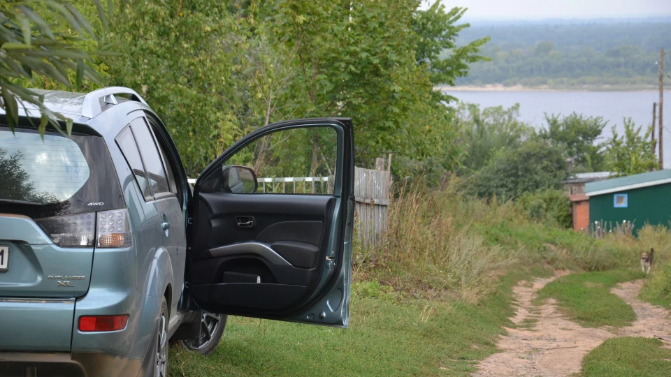 Mitsubishi Outlander XL Wolf 4