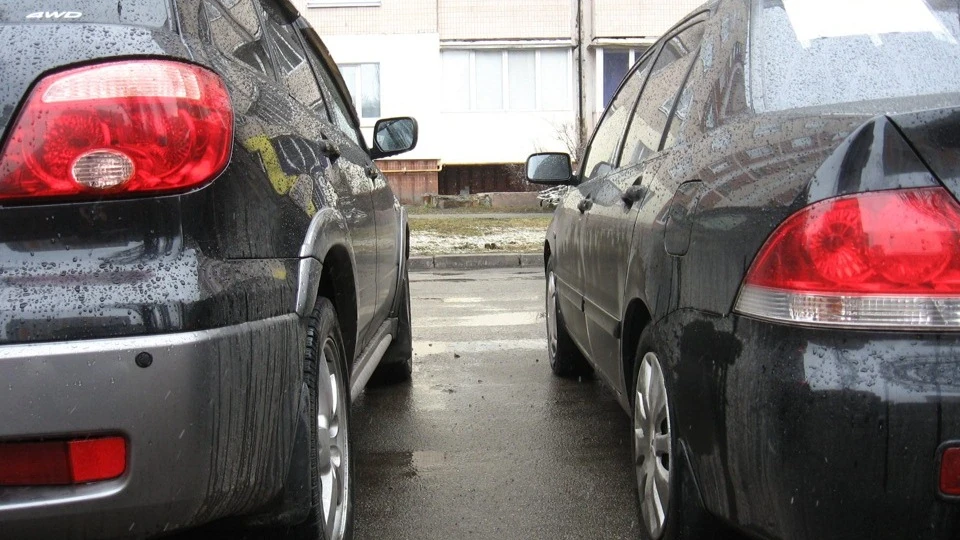 Mitsubishi Outlander 2