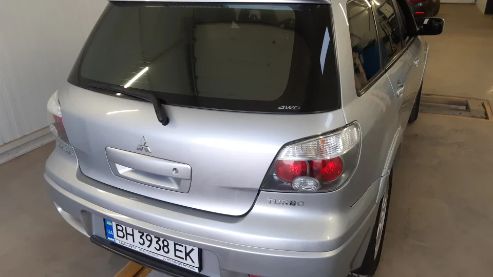 Mitsubishi Outlander 5