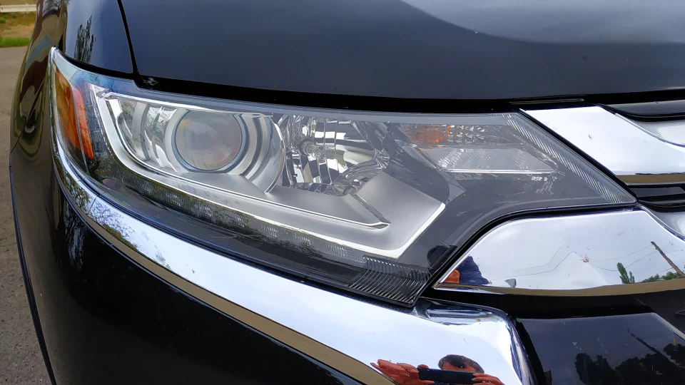 Mitsubishi Outlander 3