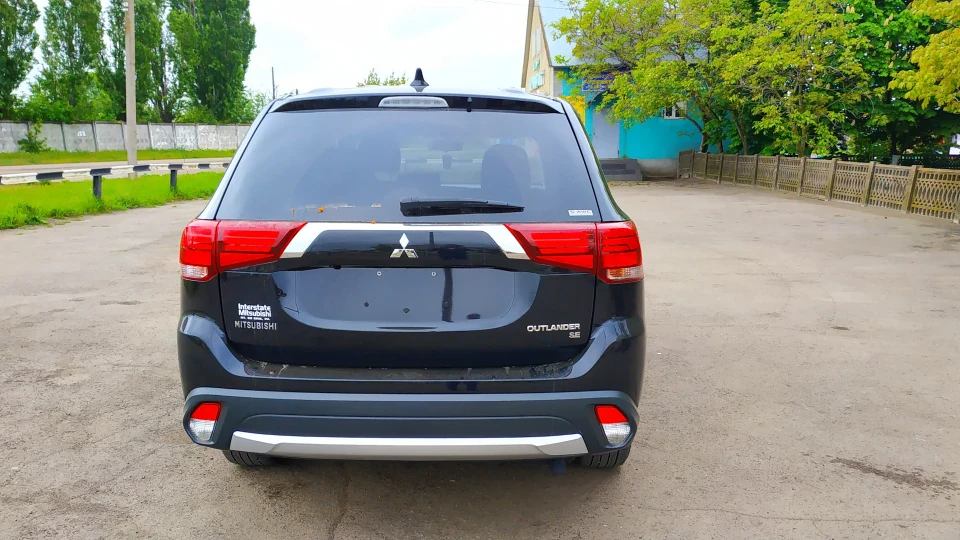 Mitsubishi Outlander 5
