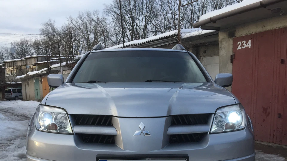 Mitsubishi Outlander