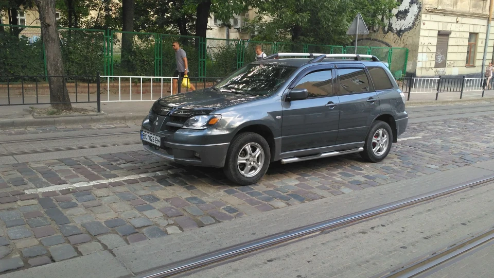 Mitsubishi Outlander 5