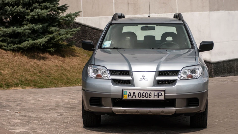 Mitsubishi Outlander 5